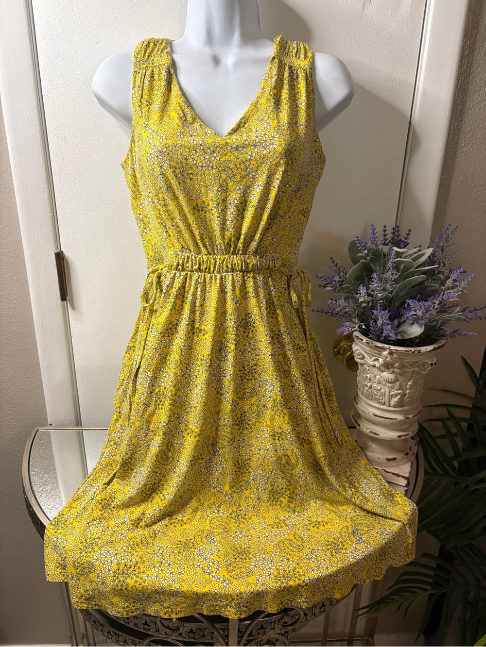 Cynthia Rowley Yellow Floral V-Neck Midi Dress